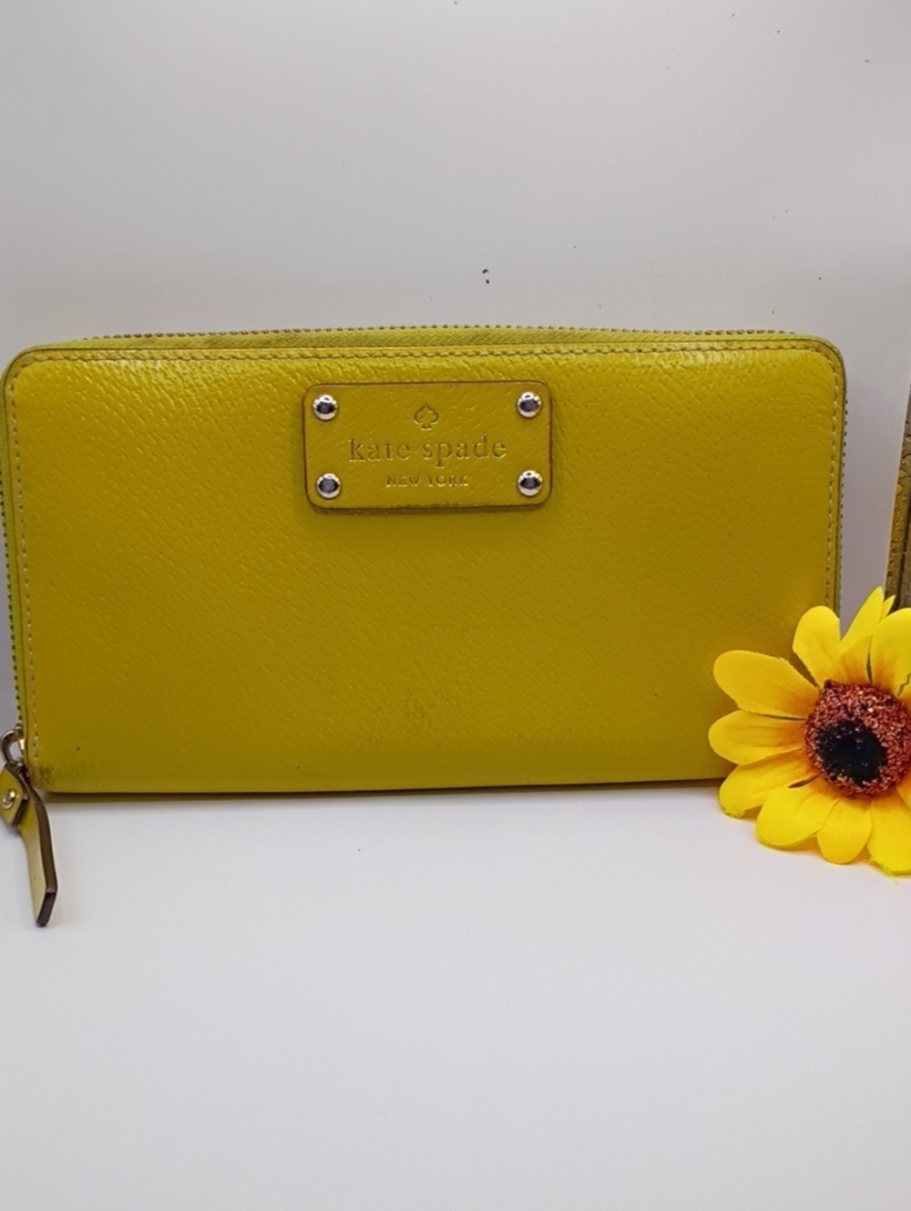Kate Spade Yellow 💛 Wallet